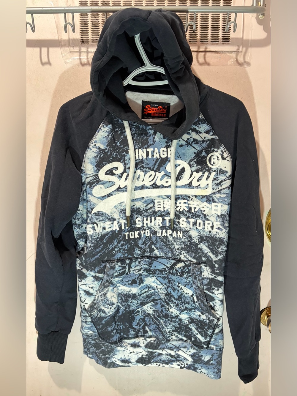 Superdry Men's Hooded Sweatshirt - Navy and Light Blue Marble